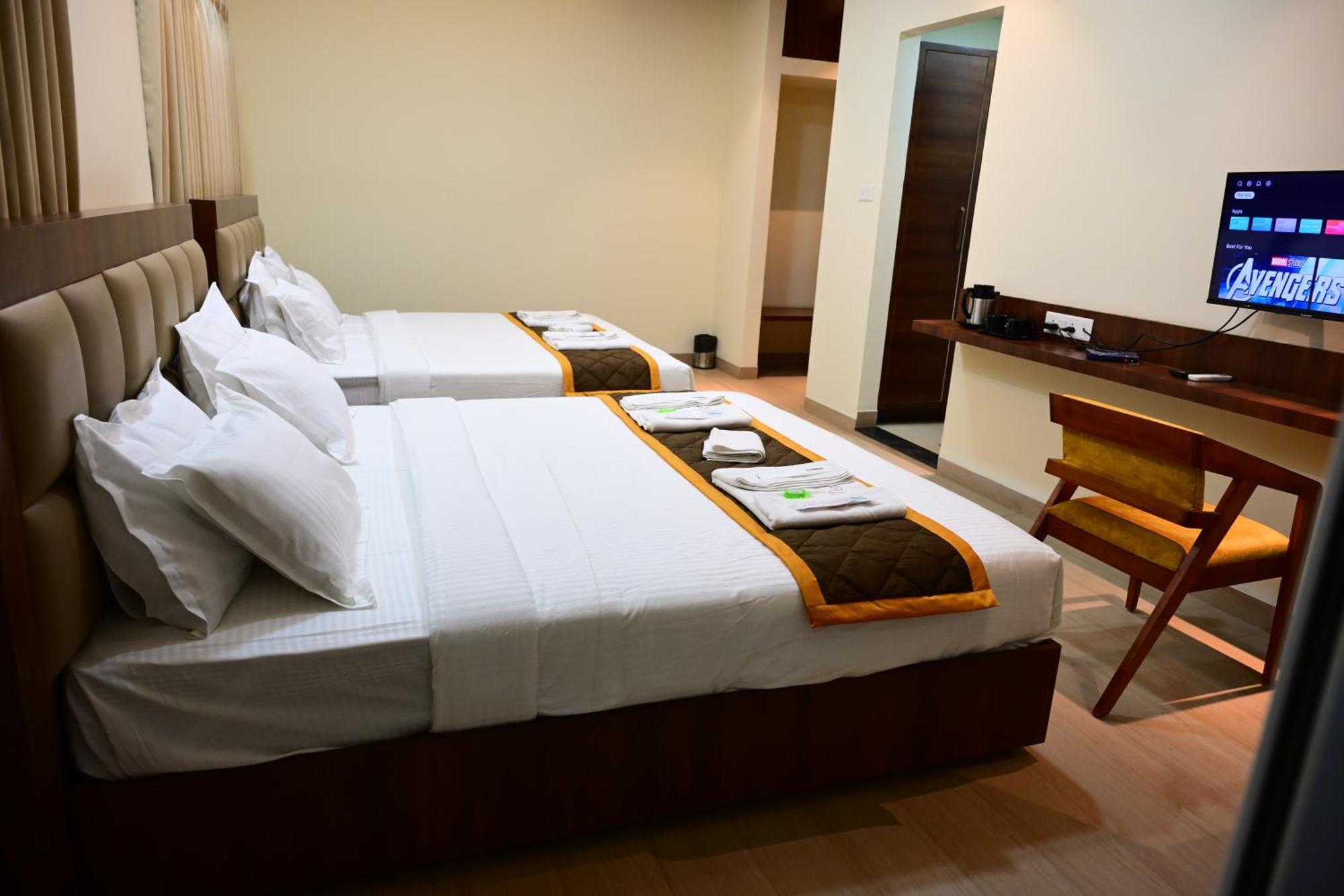 Unnati Stay Inn Vijayapura Біджапур Екстер'єр фото