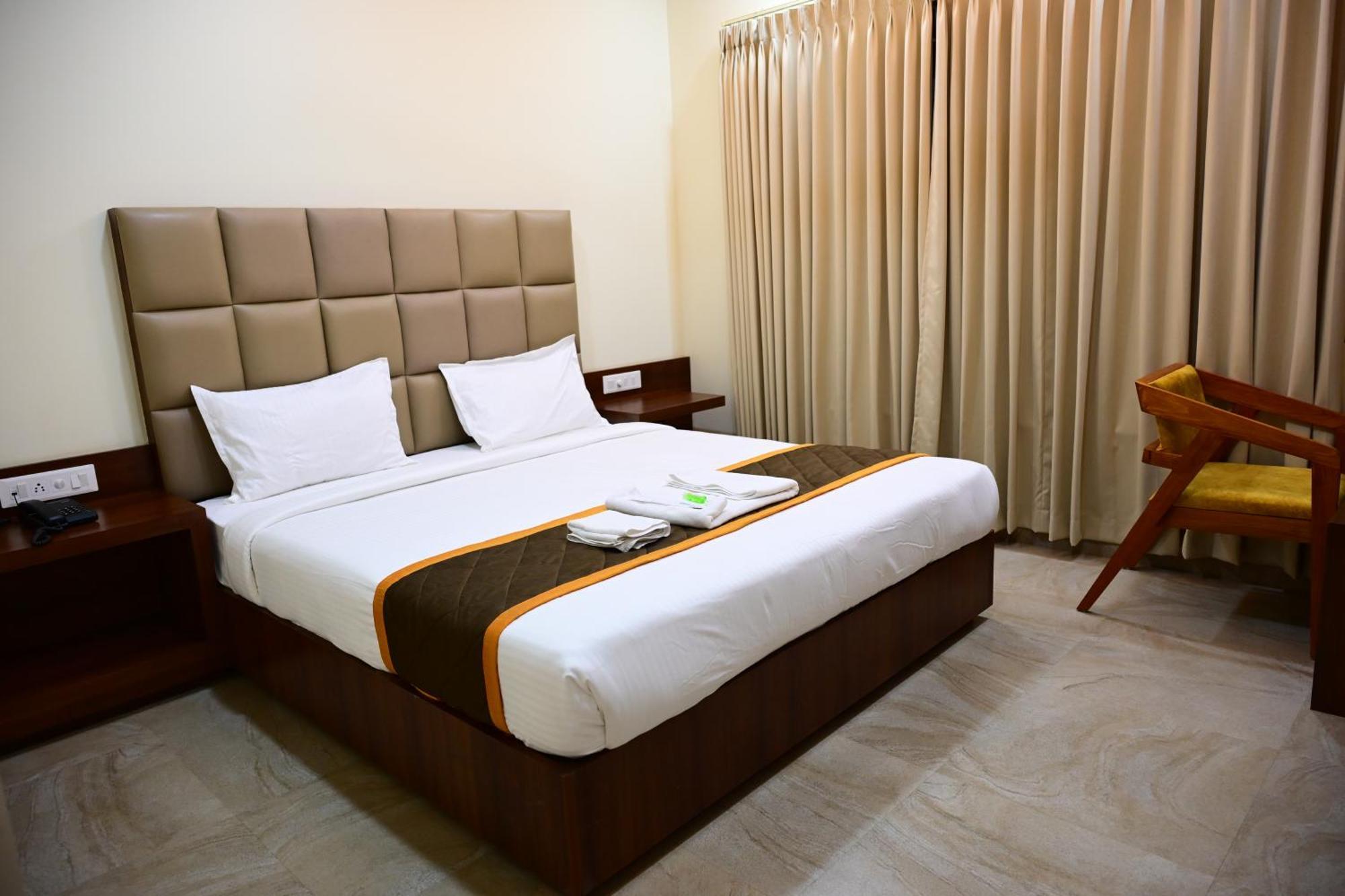 Unnati Stay Inn Vijayapura Біджапур Екстер'єр фото